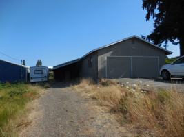 featured image of 16093 Sw Roy Rogers Rd #WARES