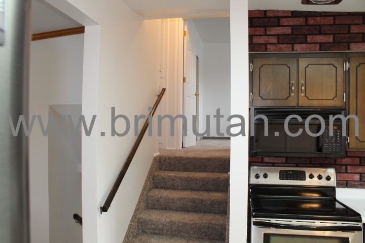 602 E Pioneer Ave #1 - Photo 4 of 43