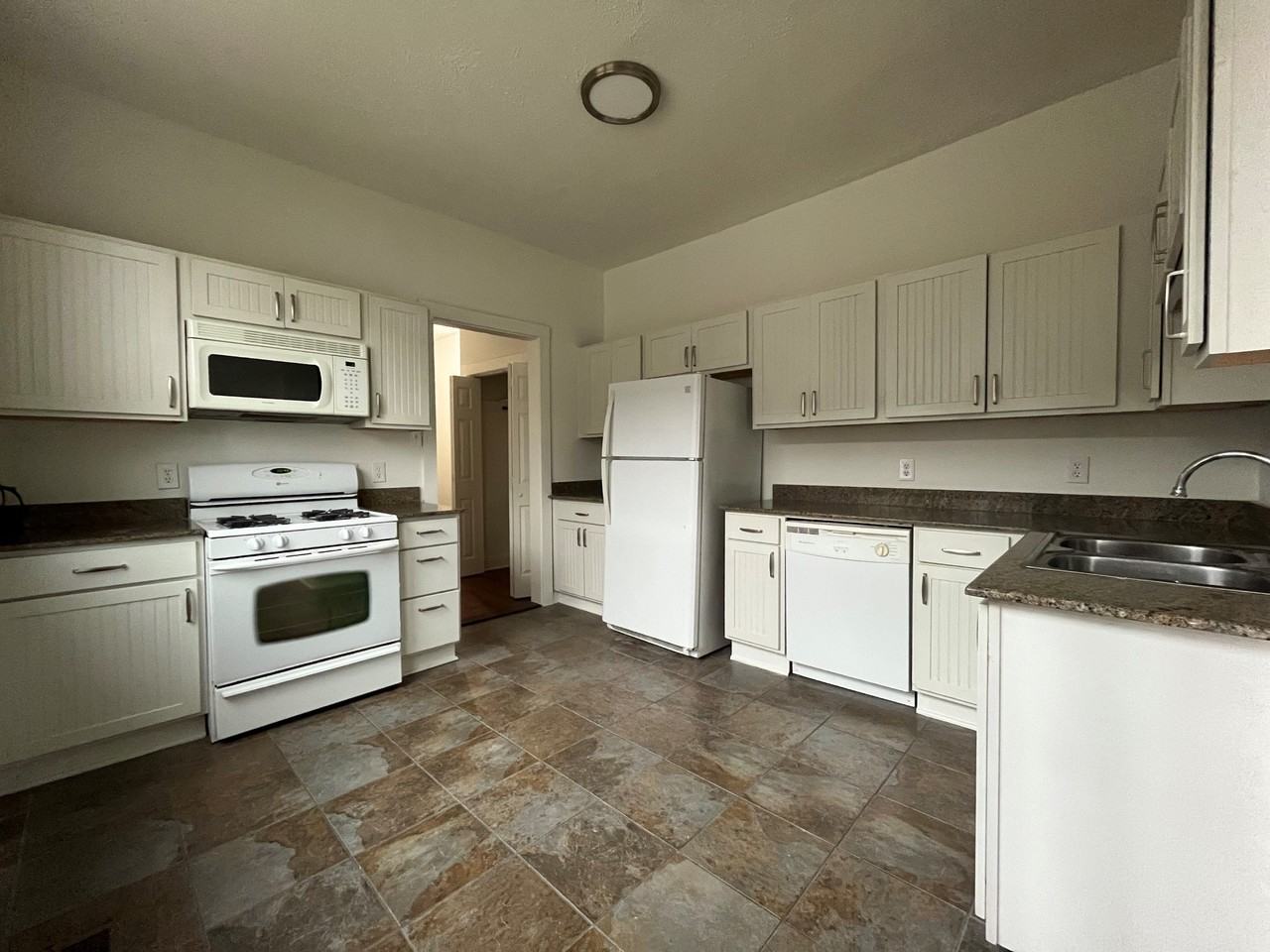 5823 Catina St #A - Photo 4 of 17