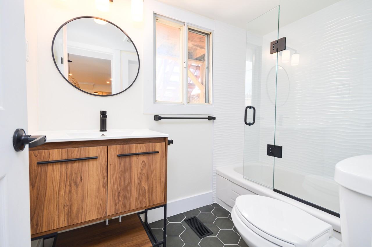 107 Nairn Ave #MAIN - Photo 4 of 9