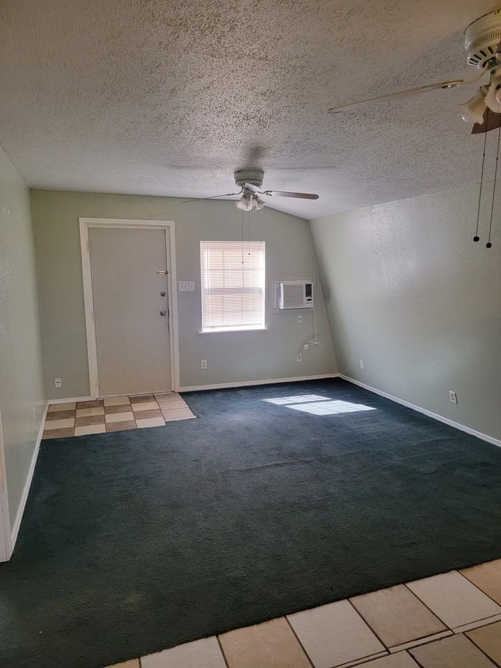 4888 Fm 467 #1 - Photo 4 of 8