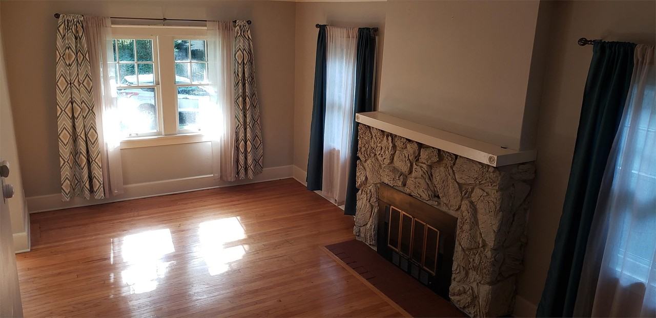 914 N Chicago Ave #1 - Photo 4 of 11