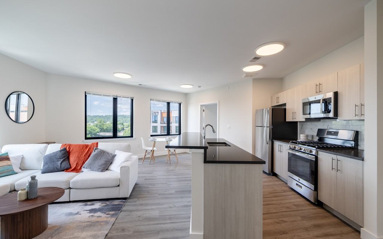 72 S Essex Ave, City of Orange, NJ 07050 - 604 #604 - Photo 2 of 22