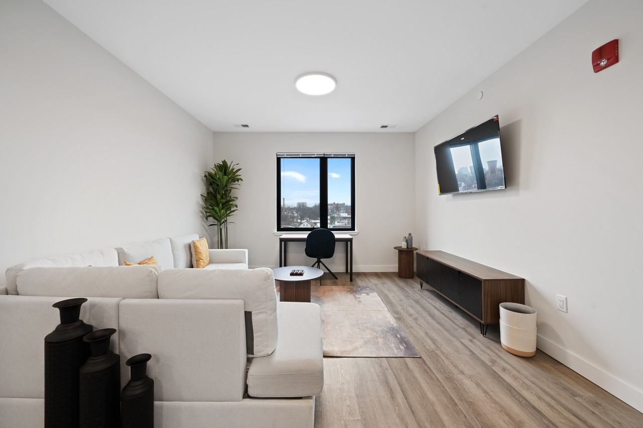 72 S Essex Ave, City of Orange, NJ 07050 - 602 #602 - Photo 2 of 22