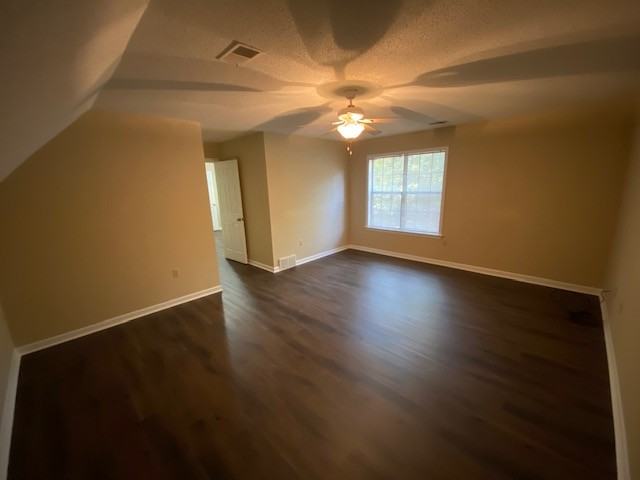 2245 Easton Dr #1 - Photo 4 of 18