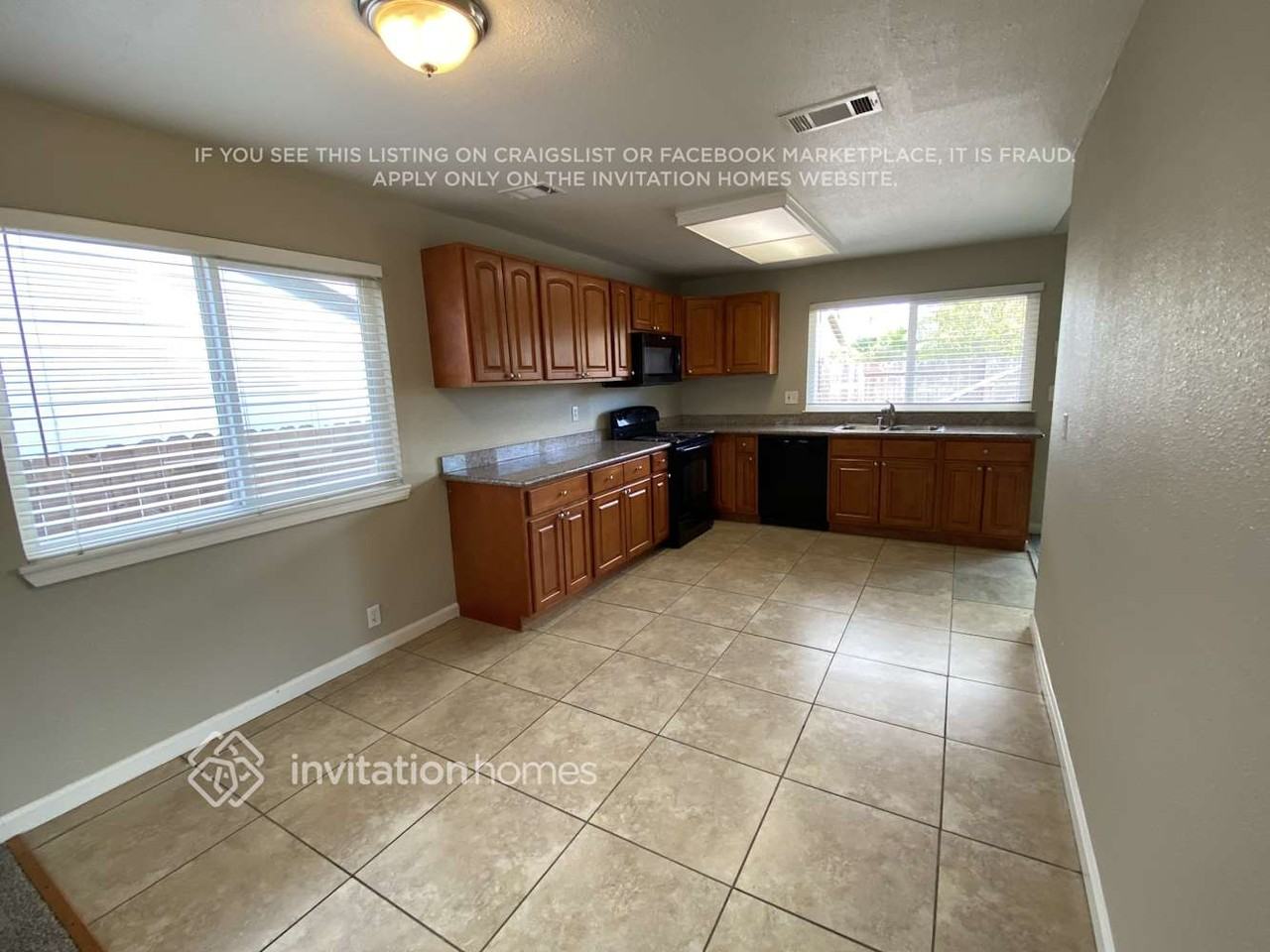 513 Hummingbird Way - Photo 4 of 16