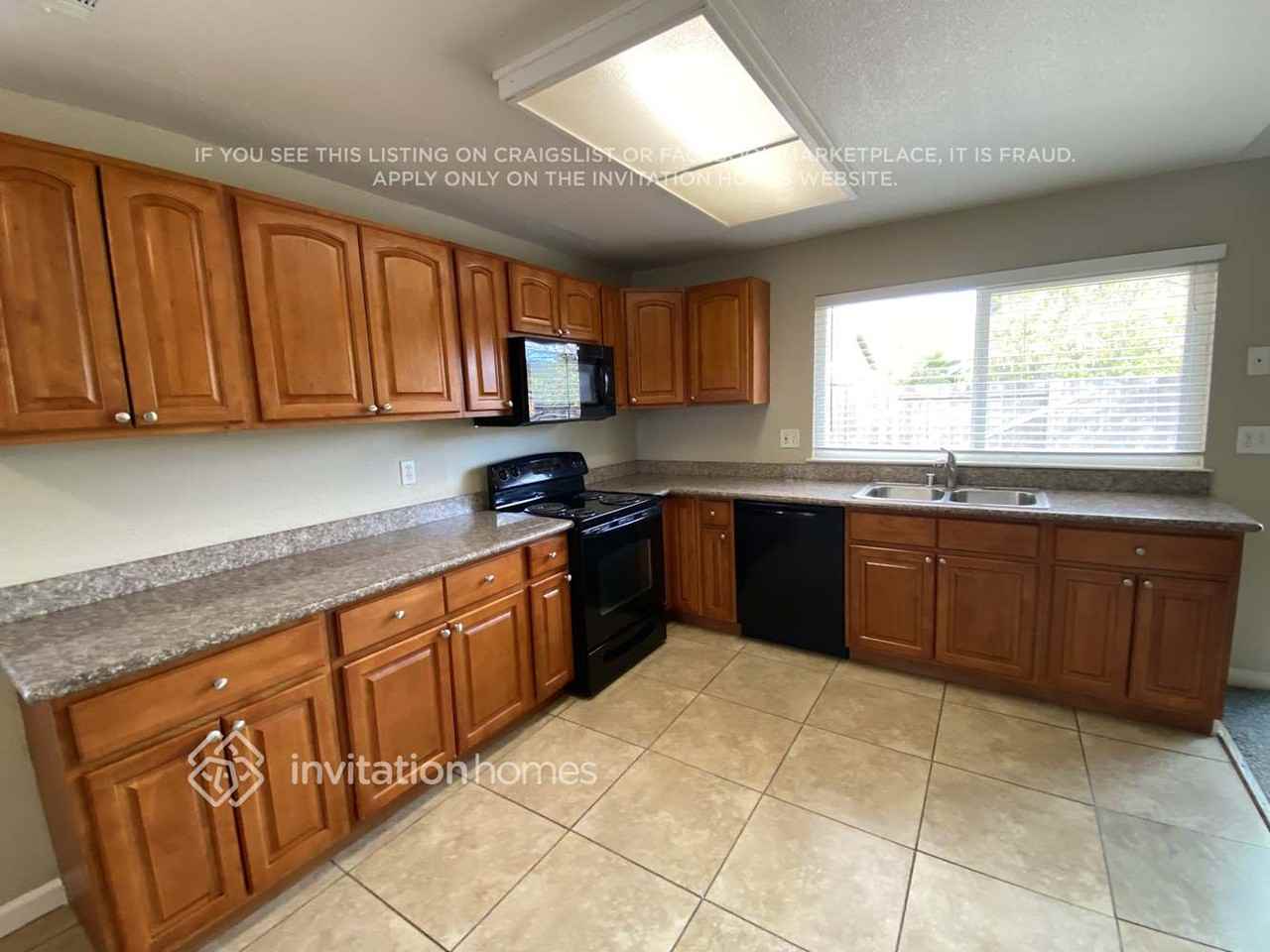 513 Hummingbird Way - Photo 5 of 16