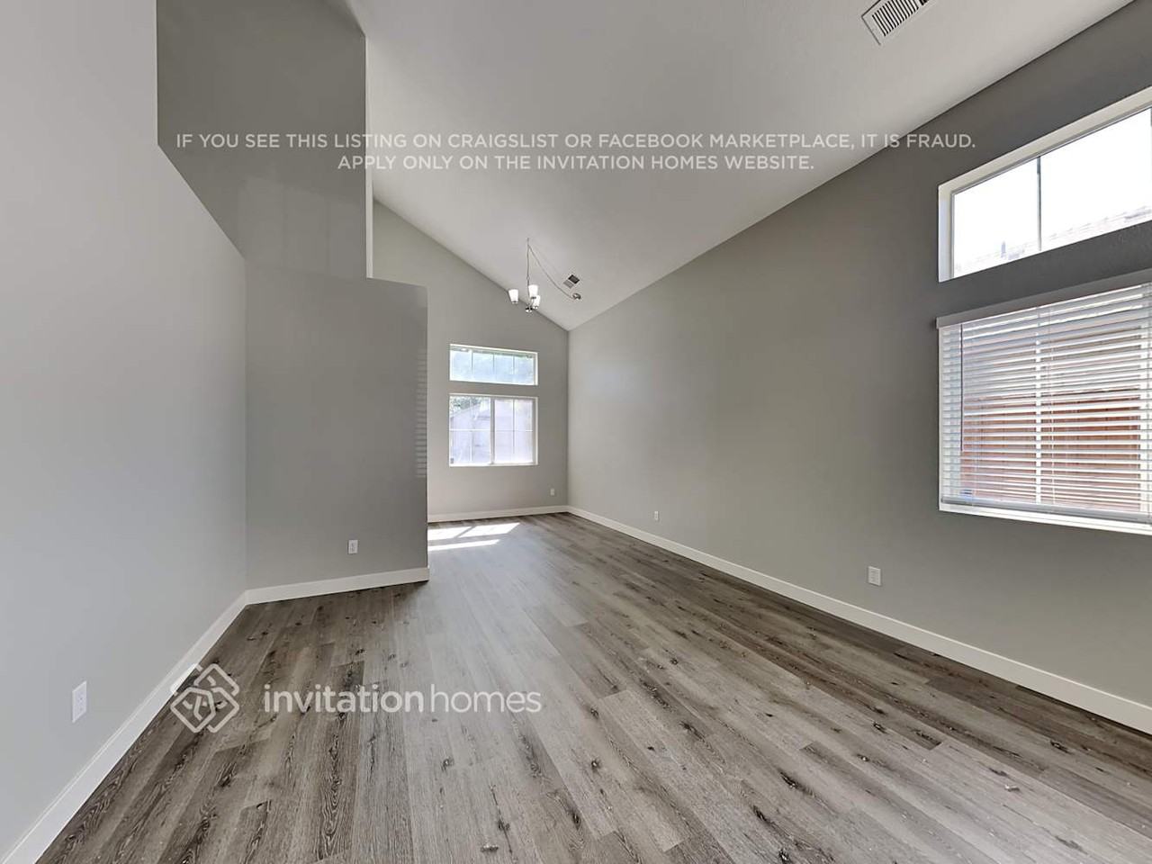 8374 Hillsbrook Dr - Photo 6 of 19