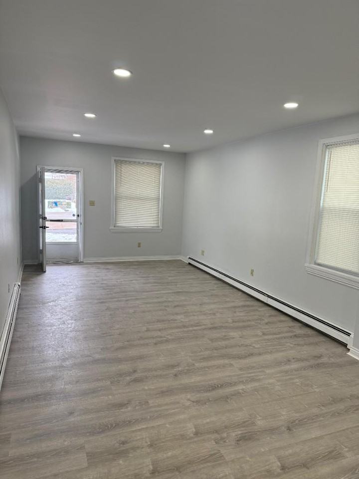 78 N Grant St - Photo 2 of 20