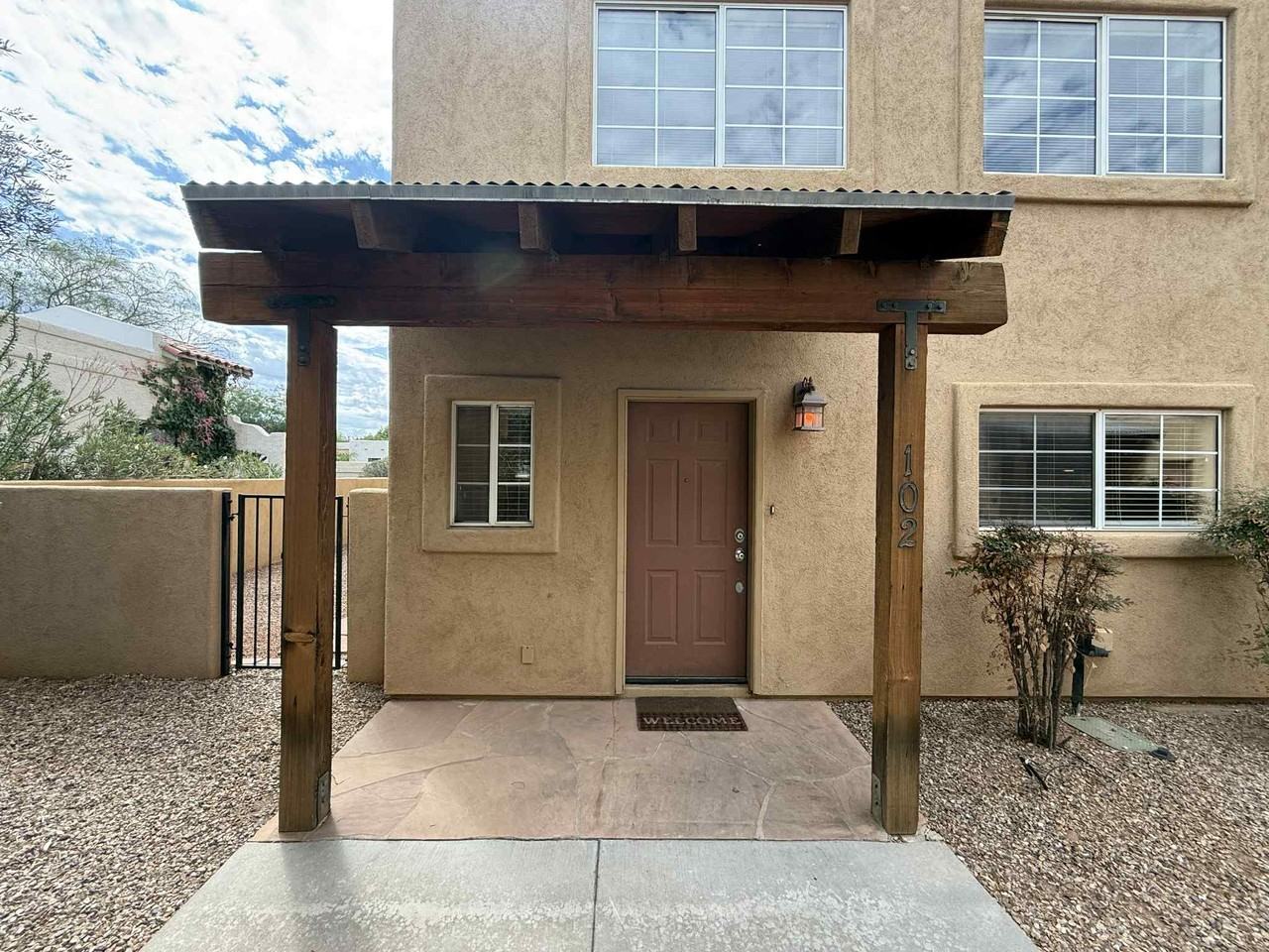 500 N Forgeus Ave #1 - Photo 2 of 28