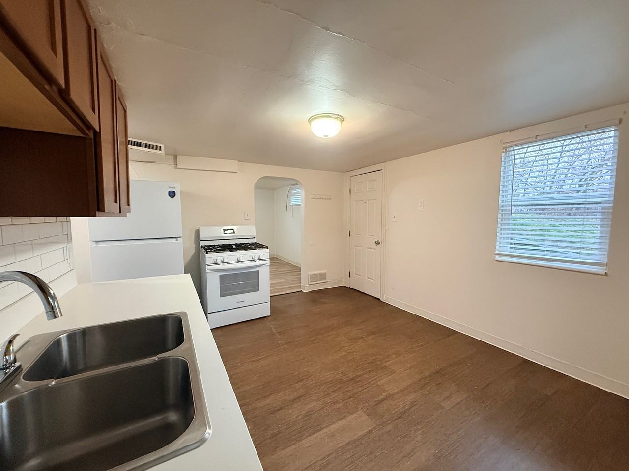 2954 Madison Ave #2954 - Photo 4 of 17