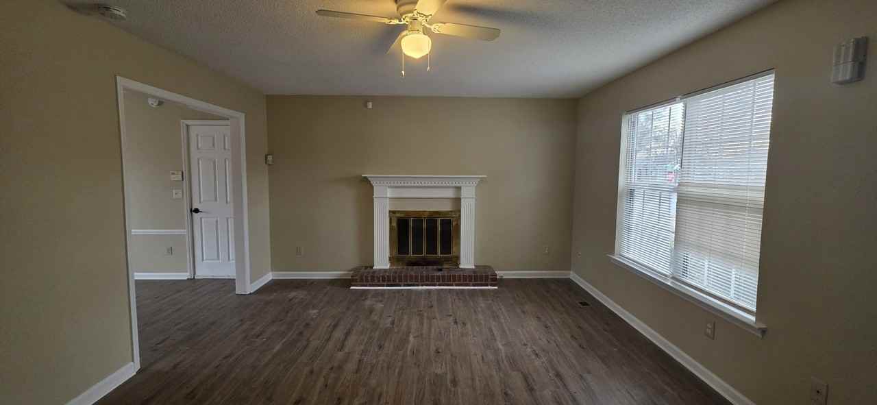 2902 Meadowhill Dr #1 - Photo 3 of 34