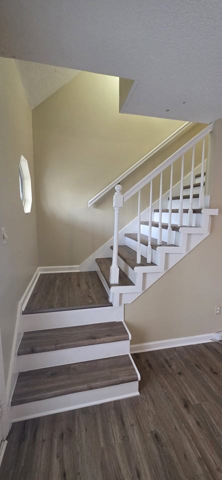 2902 Meadowhill Dr #1 - Photo 4 of 34