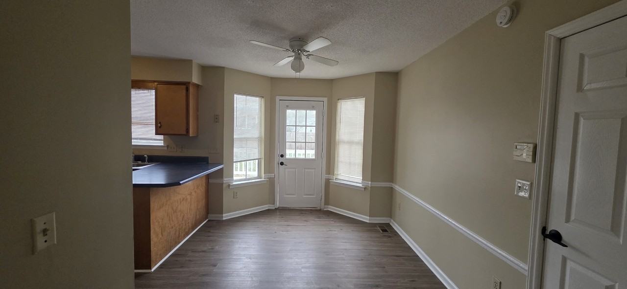 2902 Meadowhill Dr #1 - Photo 7 of 34