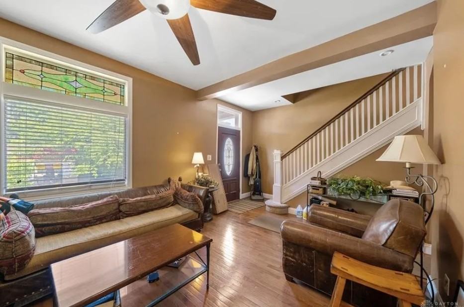 3150 Linwood Ave #1 - Photo 3 of 8