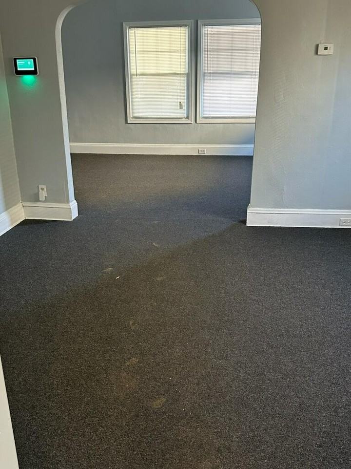 8104 Force Ave - Photo 3 of 6