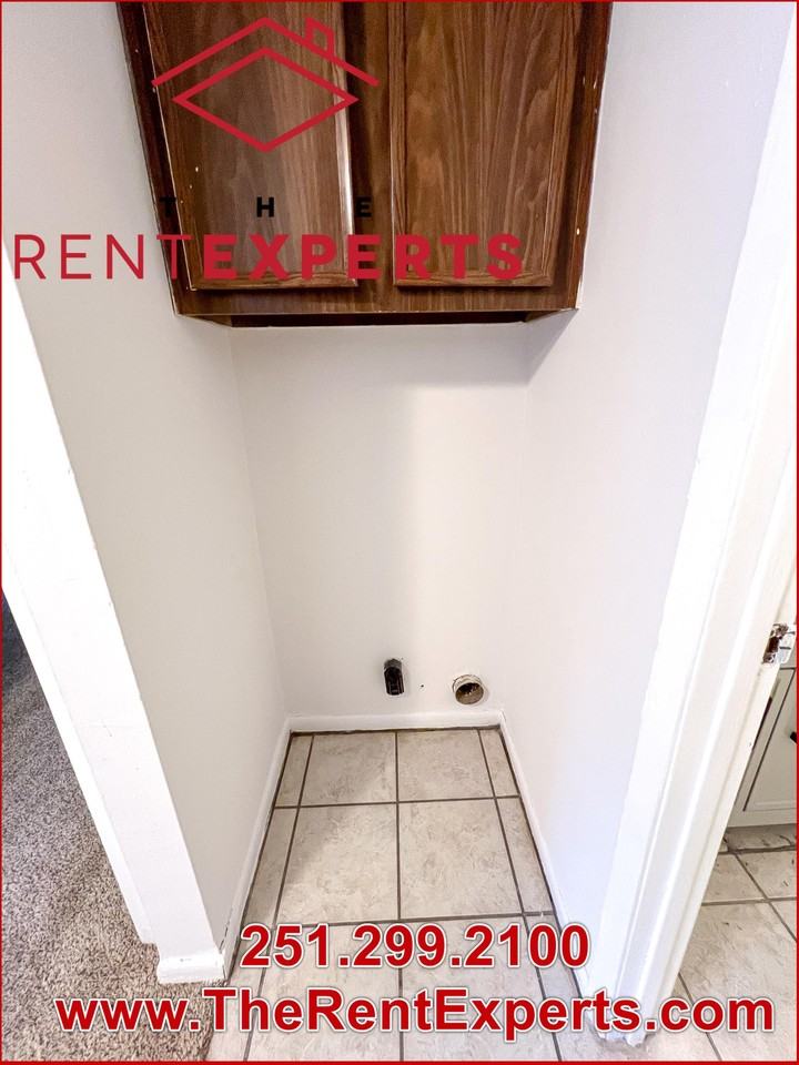 5755 Overlook Rd #B6 - Photo 7 of 13