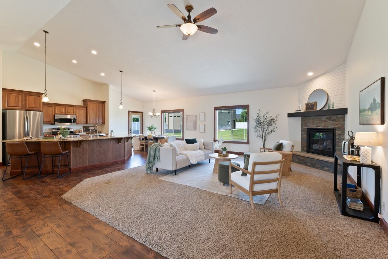 1981 W Twinkling Star Rd #1 - Photo 4 of 38