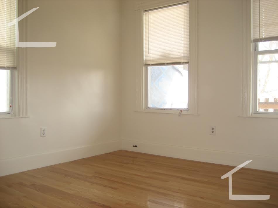 Highland St #3 - Photo 5 of 11