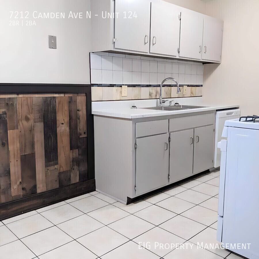 Evergreen - Photo 2 of 35