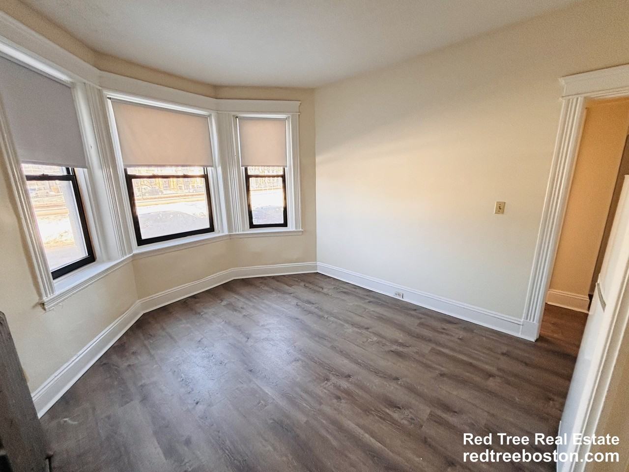 1148 Commonwealth Ave #12 - Photo 4 of 12