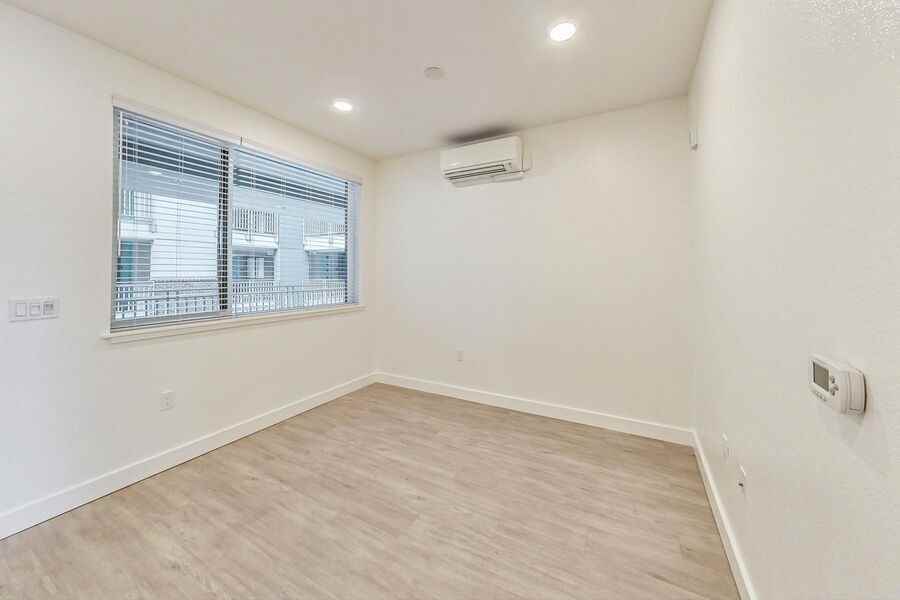 411 29th Street - Photo 2 of 49