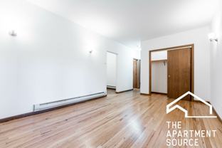 621 W Melrose St #H1 - Photo 1 of 1