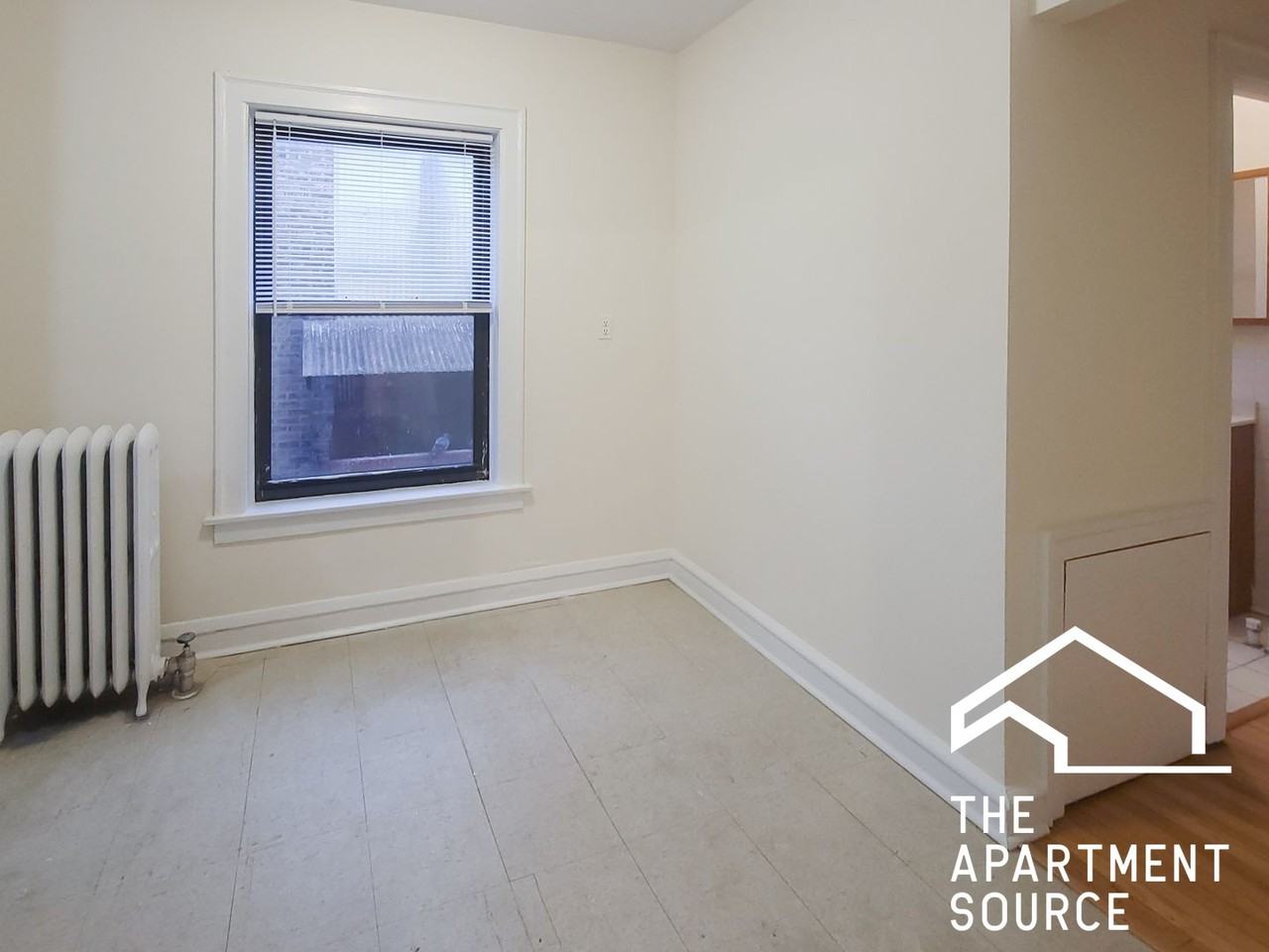 5943 N Paulina St #3 - Photo 3 of 6