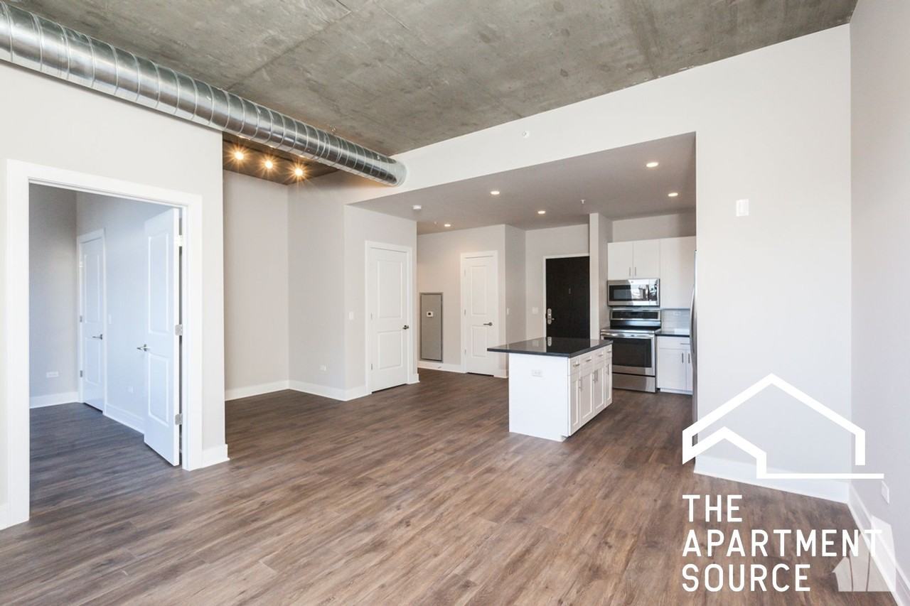 3833 N Broadway St #305 - Photo 5 of 24
