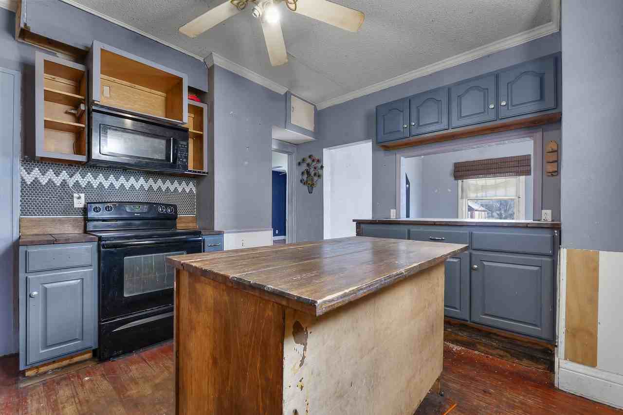 27 N Hanover St #1 - Photo 5 of 17