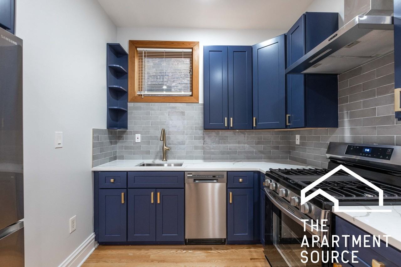 533 W Wrightwood Ave #2R - Photo 5 of 19