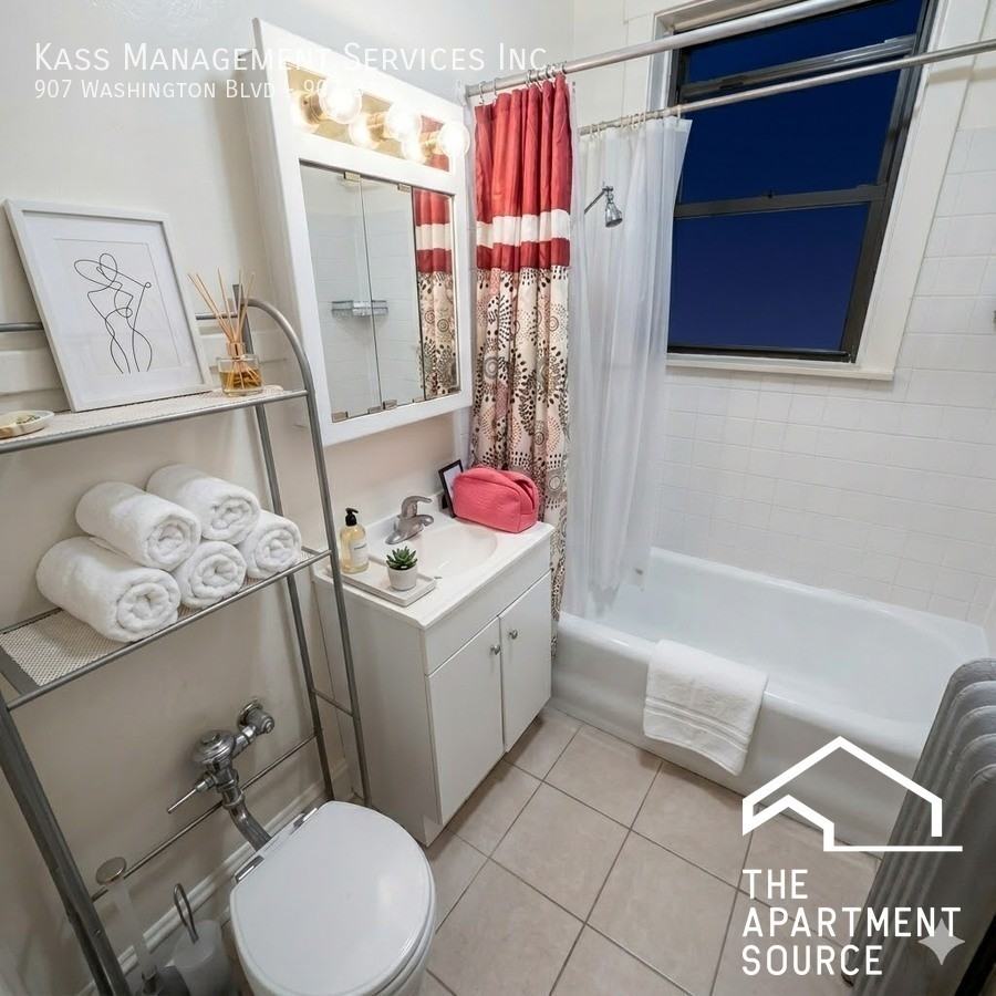 907 Washington Blvd #3 - Photo 4 of 4