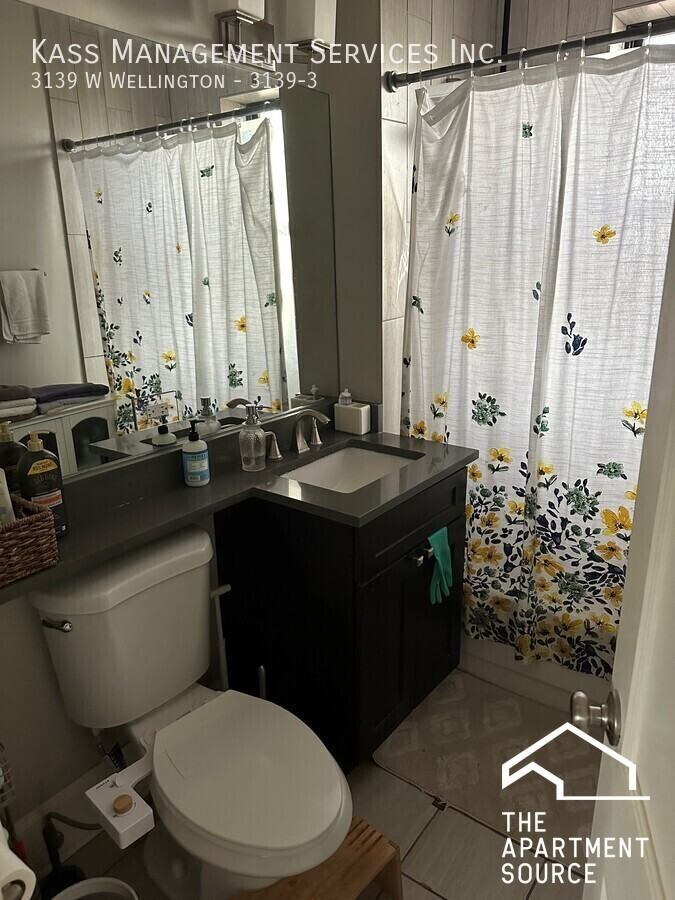 3137 W Wellington Ave #1 - Photo 5 of 5