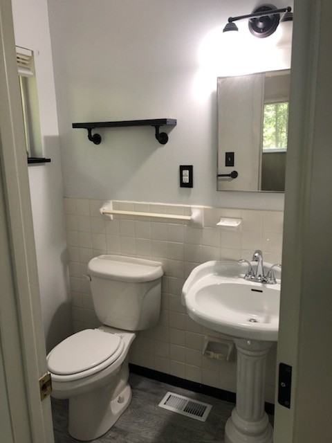 100 Morningside Dr #1 - Photo 7 of 20