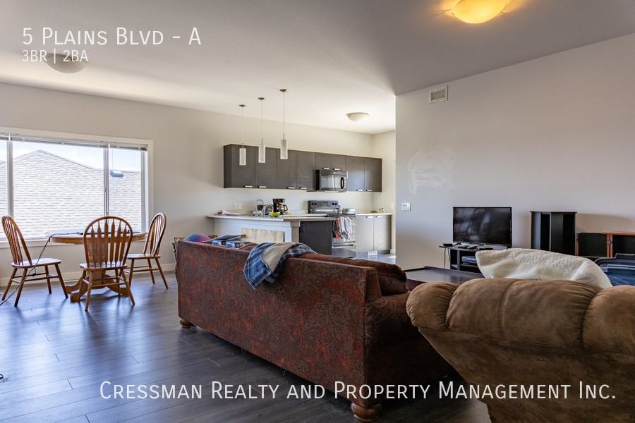 5 Plains Blvd - Photo 6 of 12