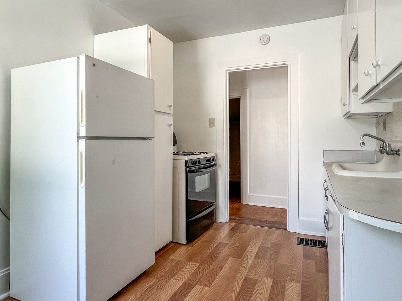 1617 2nd Ave S #2 - Photo 2 of 6