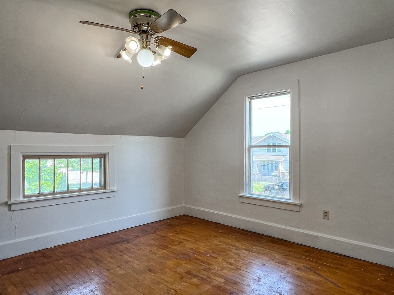 1617 2nd Ave S #2 - Photo 4 of 6