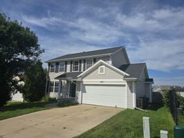 featured image of 1138 White Ivy Pl Ne #1