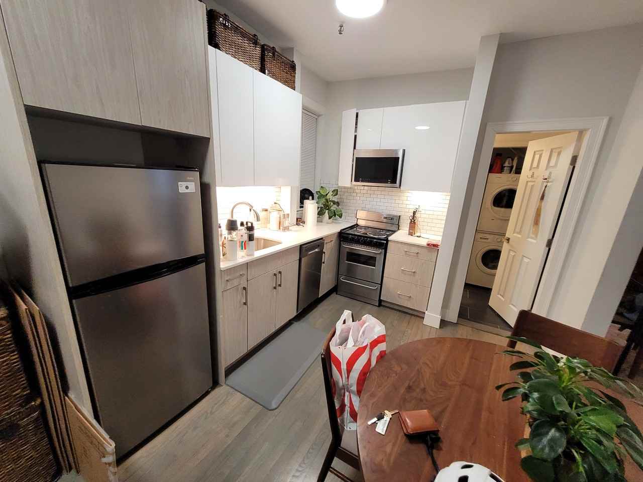 19 Peterborough St #1
