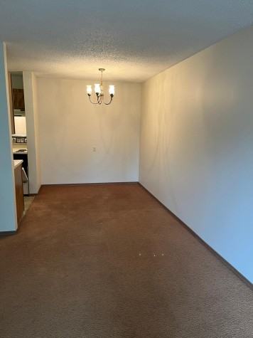 40 Cardinal Ave - Photo 5 of 8