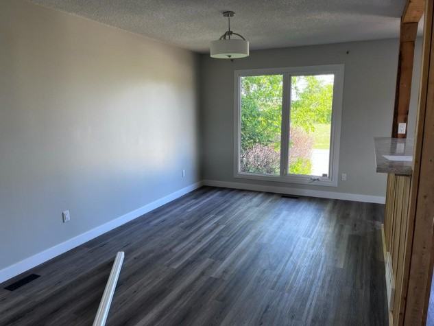 247 Overdown Dr - Photo 6 of 21