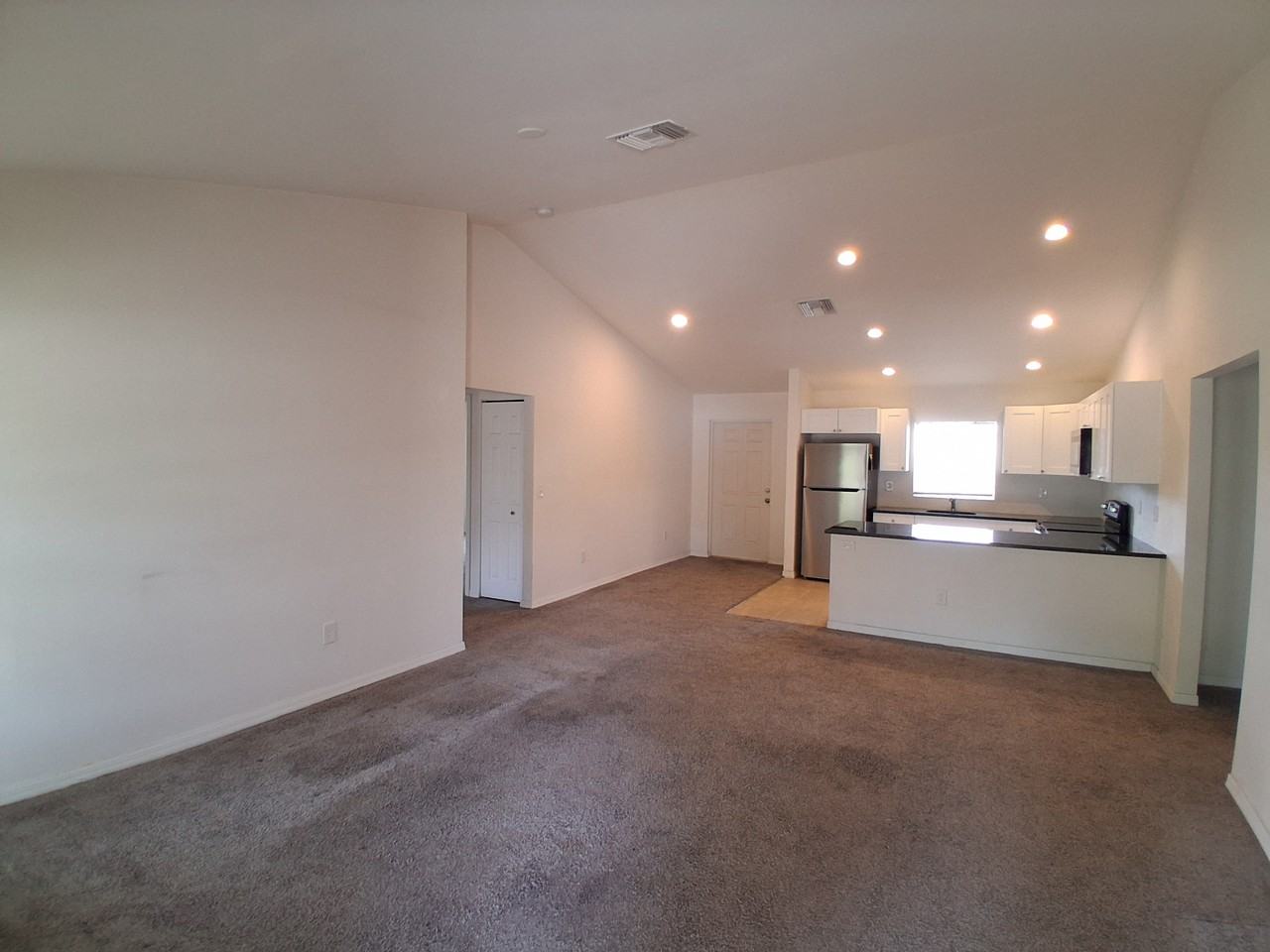 7061 Tide Cir #1 - Photo 5 of 18