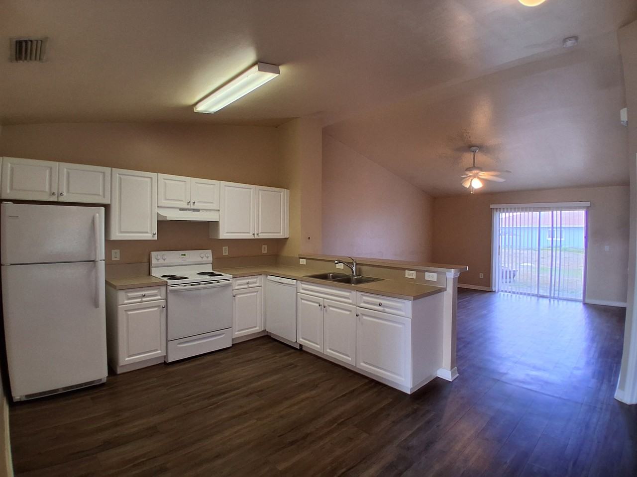 813/815 Alabama Road South - 813 #813 - Photo 2 of 10