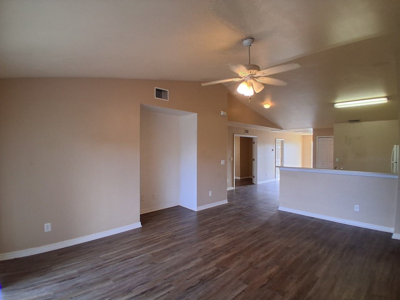 813/815 Alabama Road South - 813 #813 - Photo 3 of 10