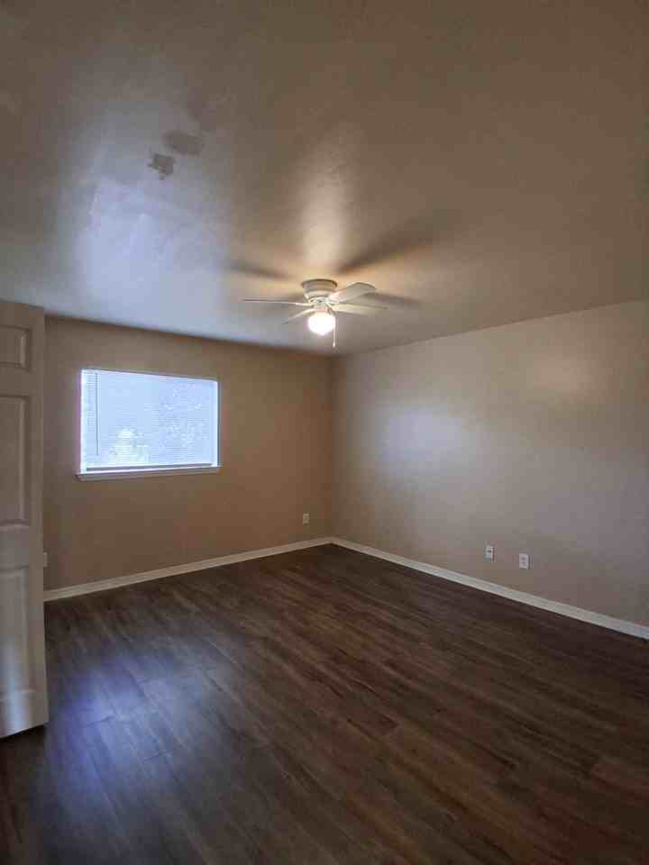 813/815 Alabama Road South - 813 #813 - Photo 4 of 10