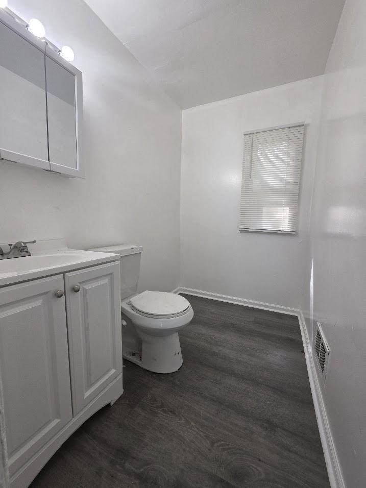 22221 Pembroke - 2 #2 - Photo 5 of 12