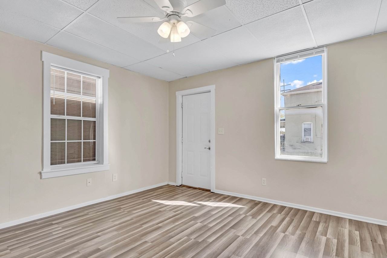 W State St #646 - Photo 2 of 10