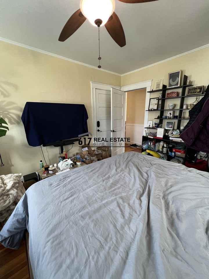 332 Beacon St #2 - Photo 7 of 14