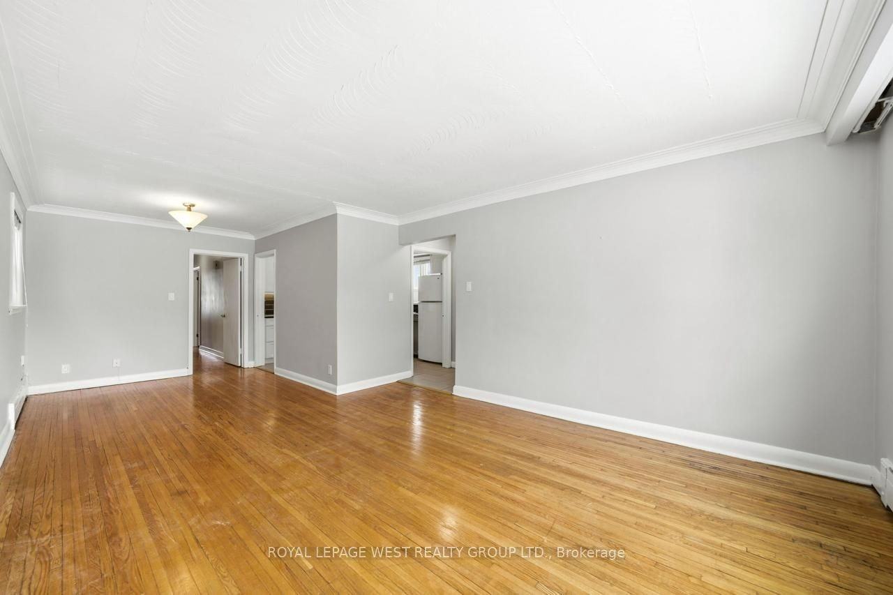 132 High Park Avenue #Main - Photo 2 of 9