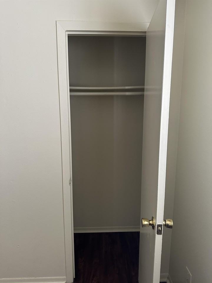 401 Boyett St #C - Photo 6 of 19